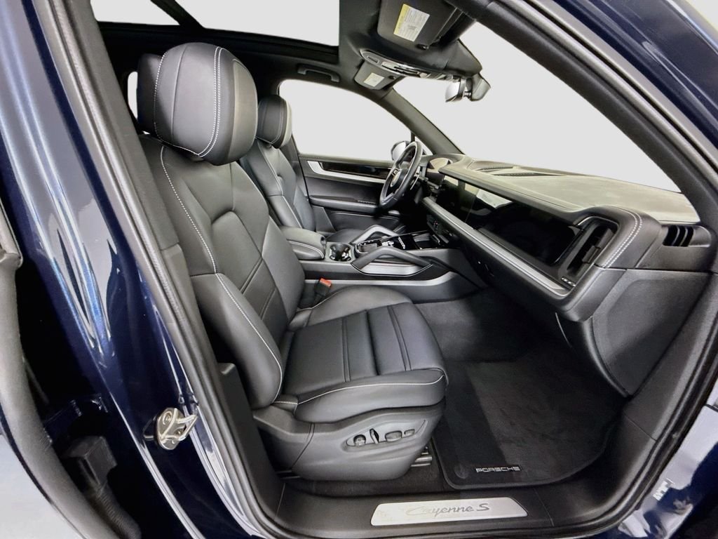 Used 2024  Porsche S image 20
