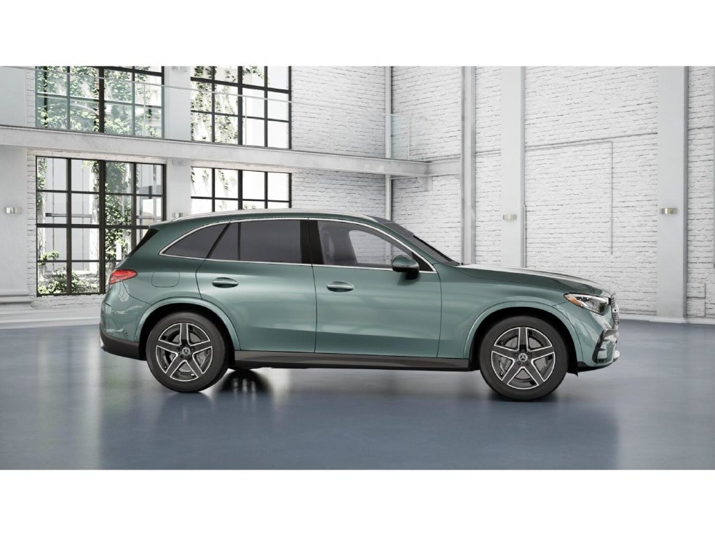 New 2026 Verde Silver Metallic Mercedes-Benz GLC 300 image 15