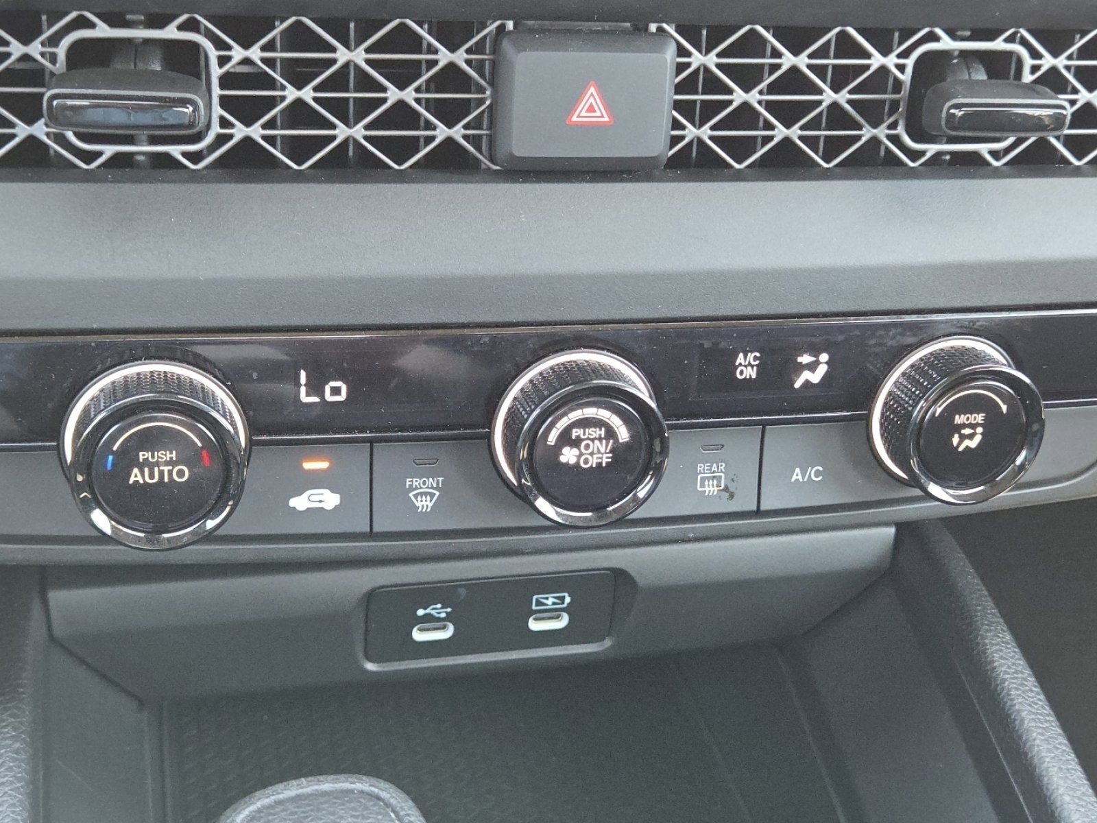 2025 Honda Accord LX - Photo 62