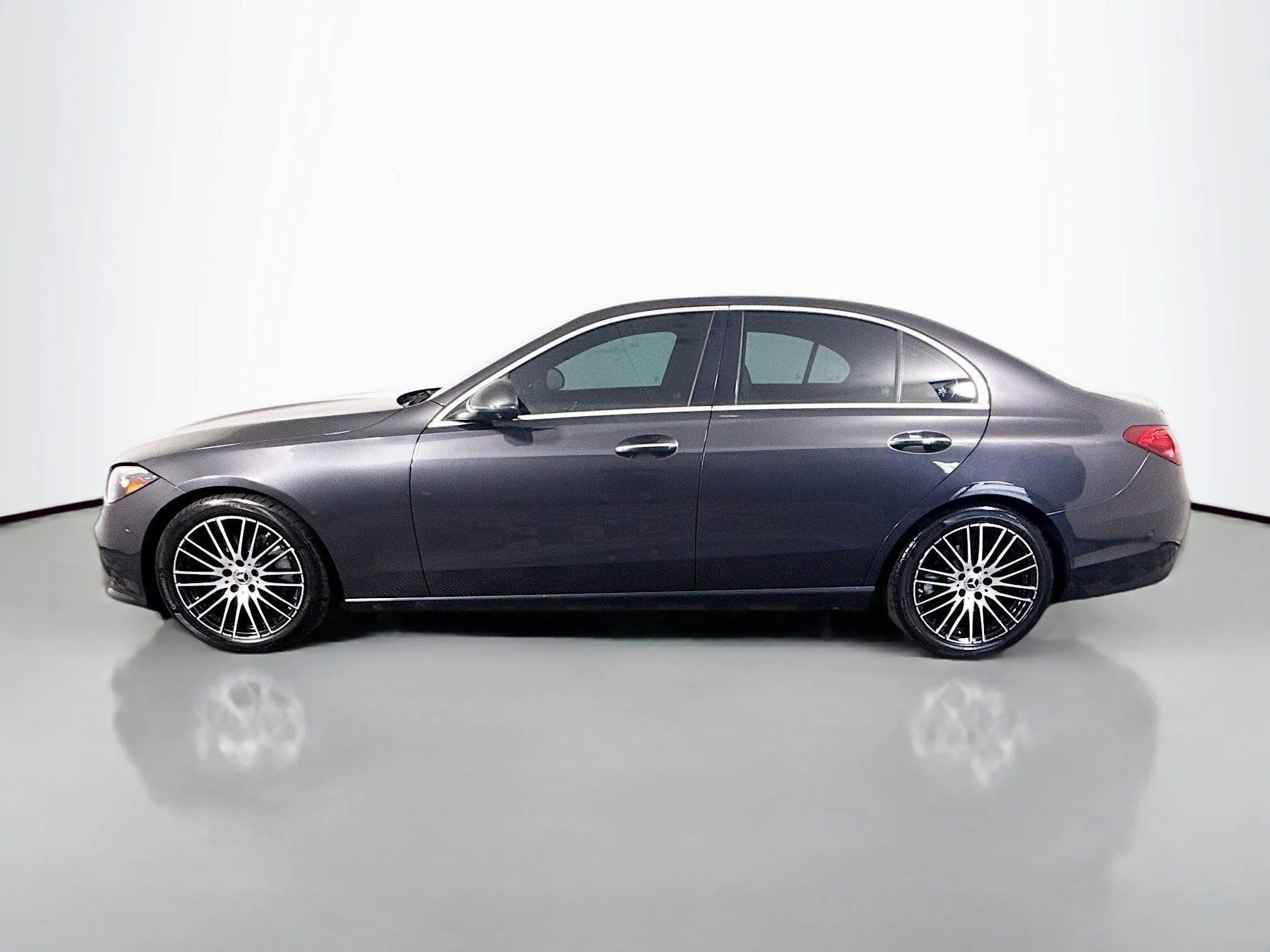 Used 2022 Graphite Gray Metallic Mercedes-Benz C 300 image 4
