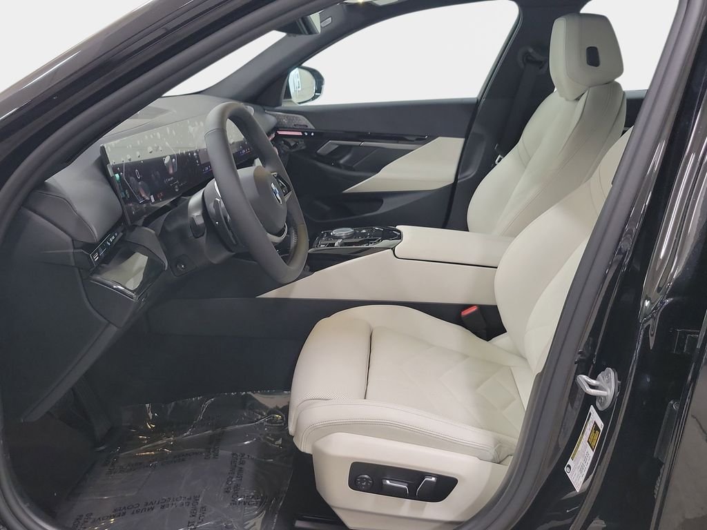 2026 BMW 5 Series 530i - Photo 9