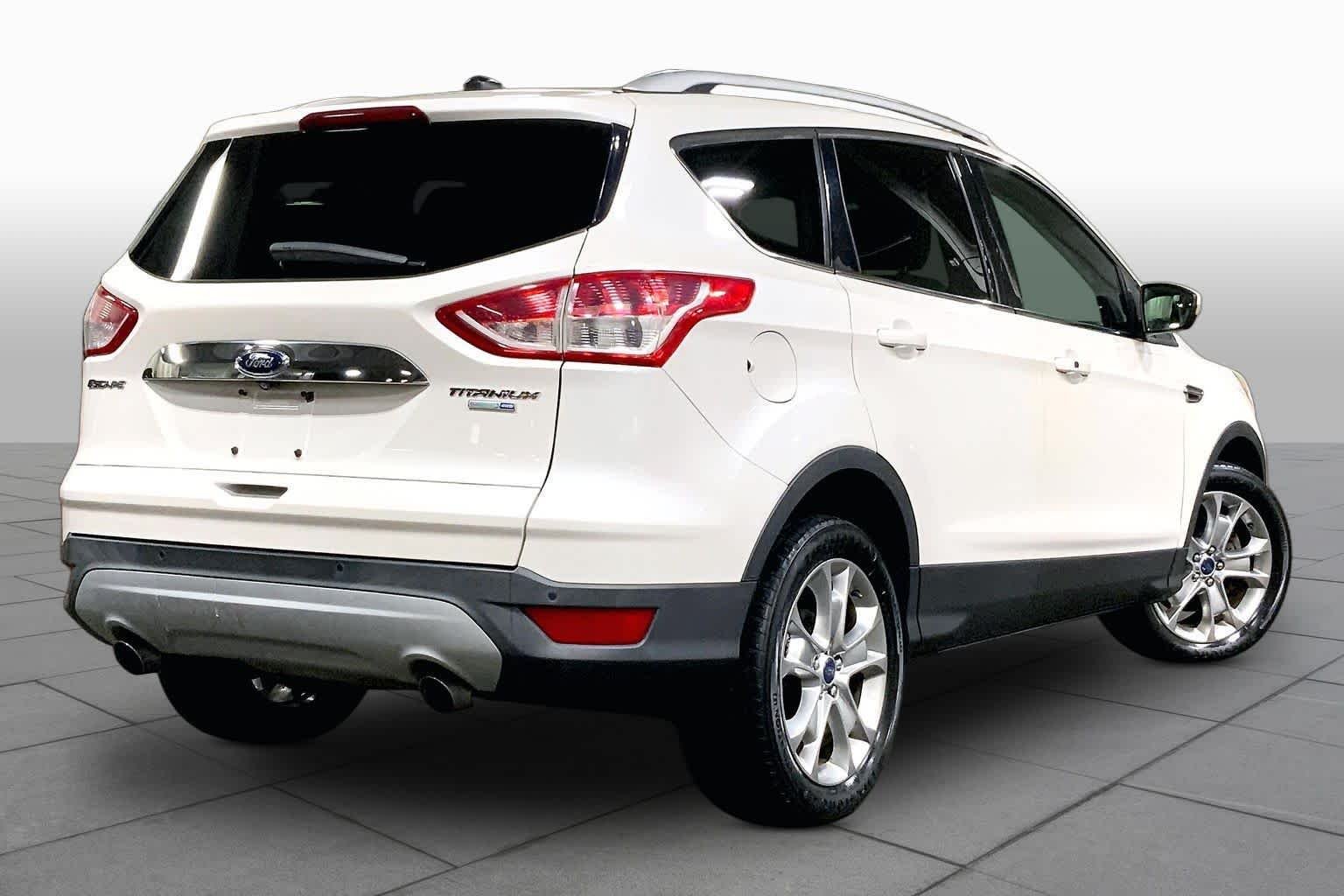 Used 2014 White Platinum Metallic Tri-Coat Ford Titanium image 13