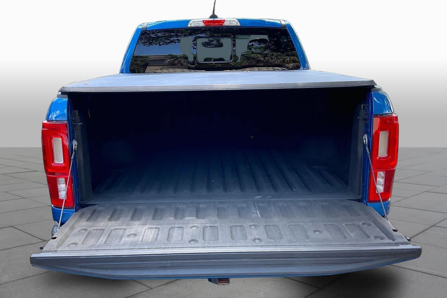 Used 2022 Velocity Blue Ford XLT image 34