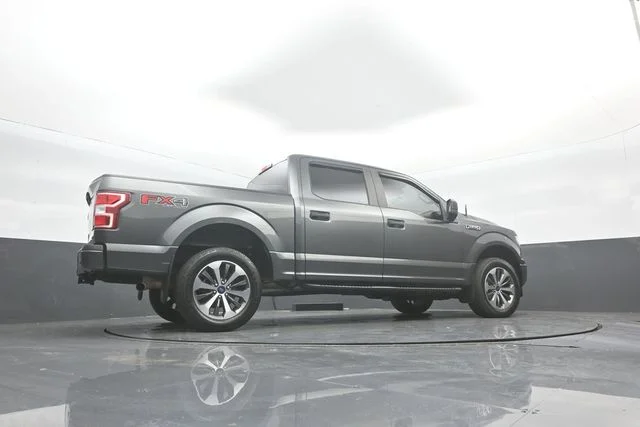Used 2019 Magnetic Ford XL image 39