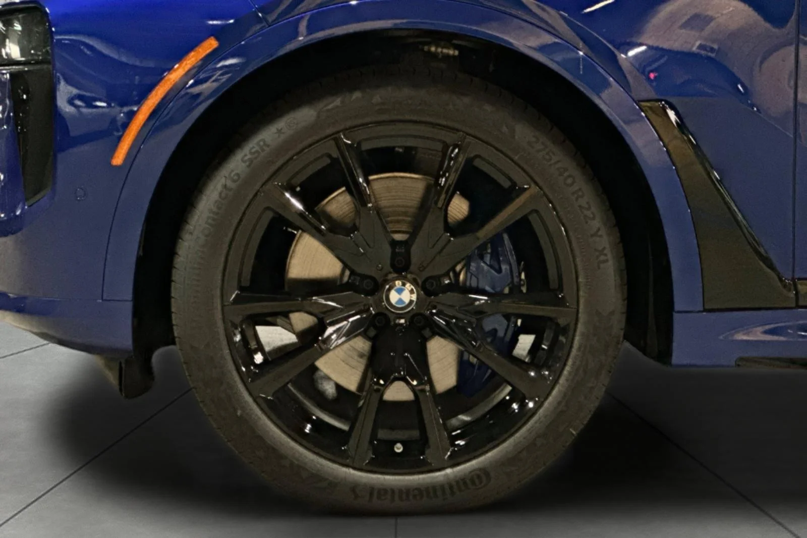 New 2027 Marina Bay Blue Metallic BMW M60i image 27