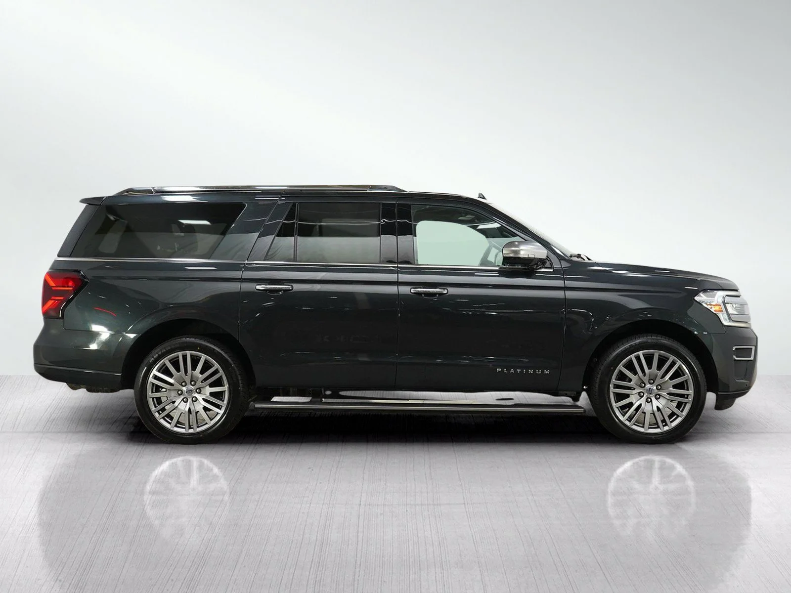 Used 2023 Dark Matter Metallic Ford Platinum image 6