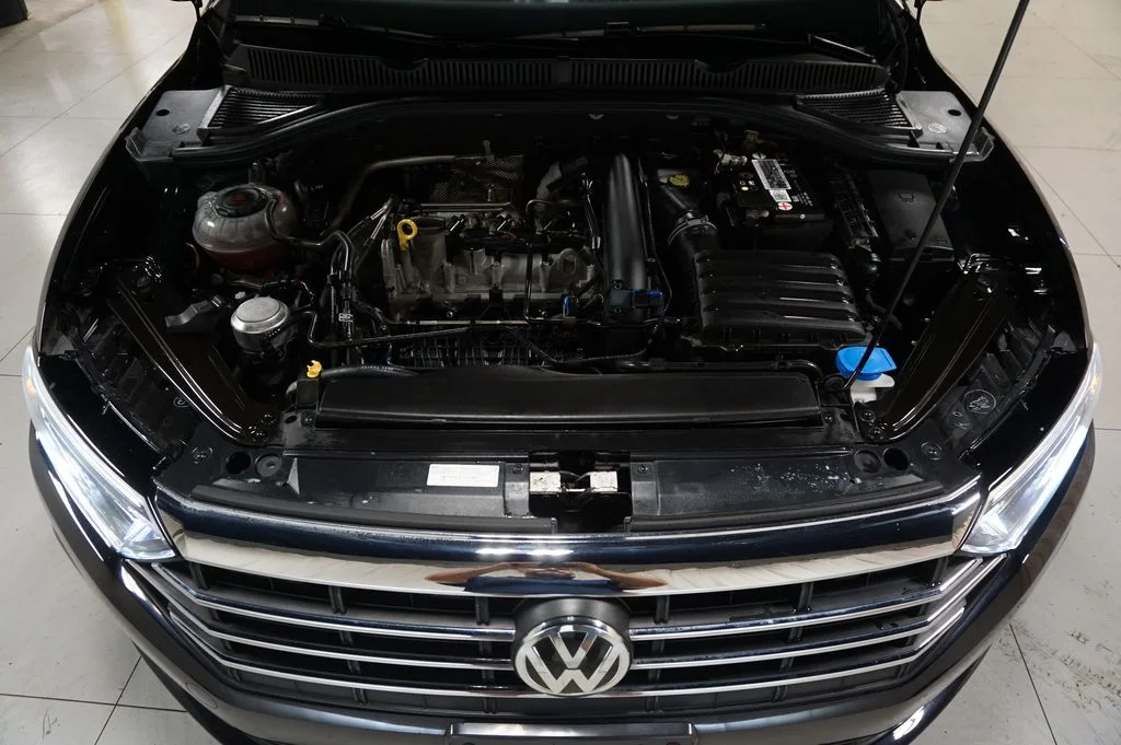 Certified Used 2020 Deep Black Pearl Volkswagen SEL image 39
