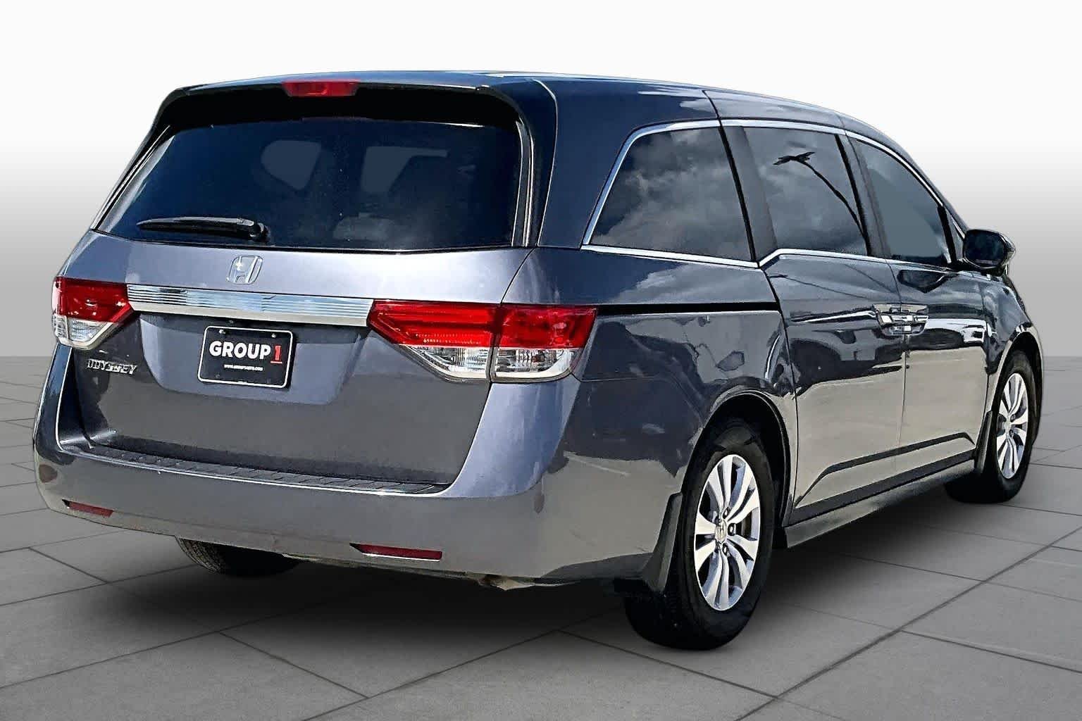 Used 2015 Alabaster Silver Metallic Honda EX image 12