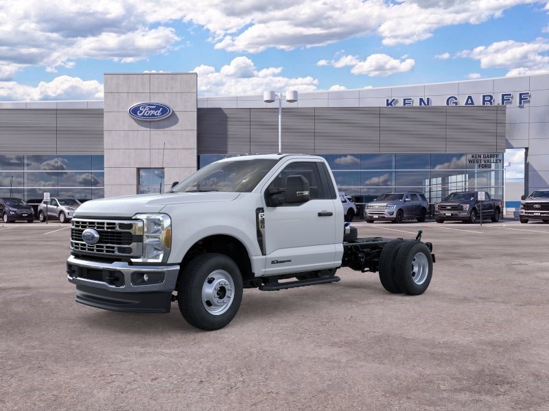2026 Ford F-350 Super Duty Chassis Cab