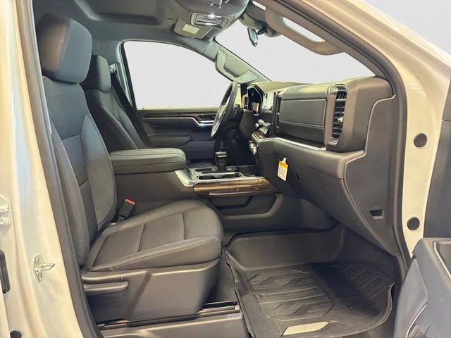 New 2026 White GMC Elevation image 16