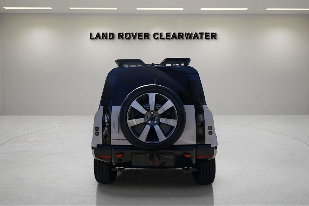 New 2026 Borasco Grey Land Rover X image 4