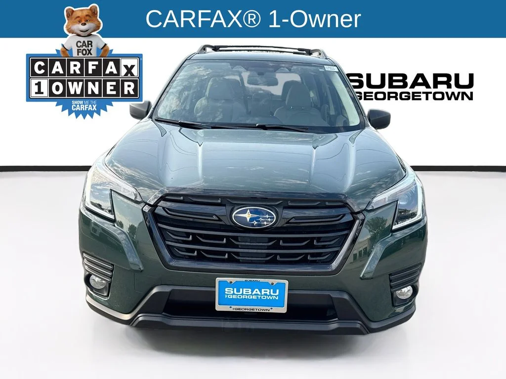 Used 2023 Green Subaru Base image 2