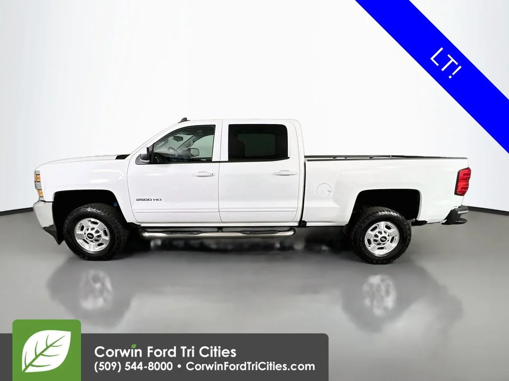 Used 2016 White Chevrolet LT image 6