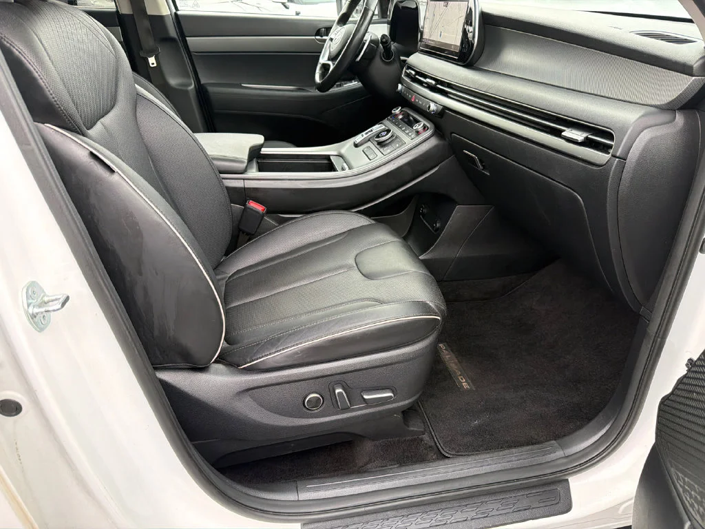 Used 2024 White Hyundai XRT image 13