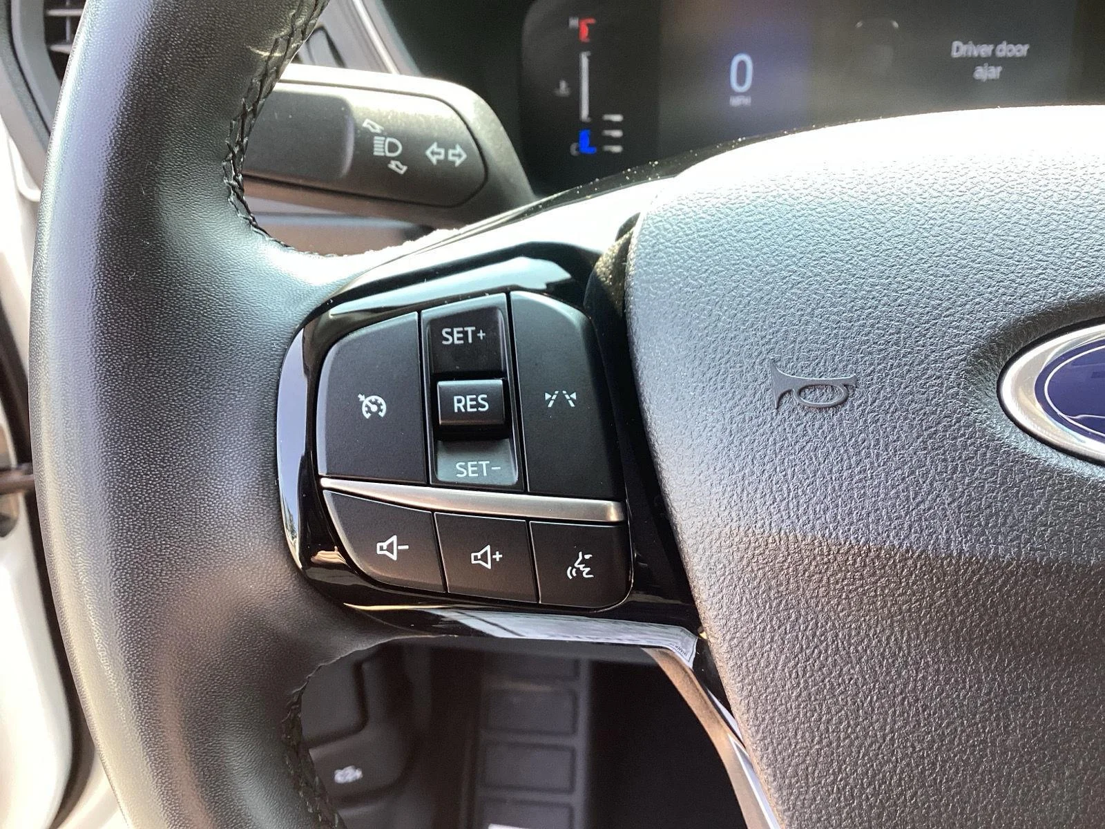 Used 2023 Star White Metallic Tri-Coat Ford Active image 19
