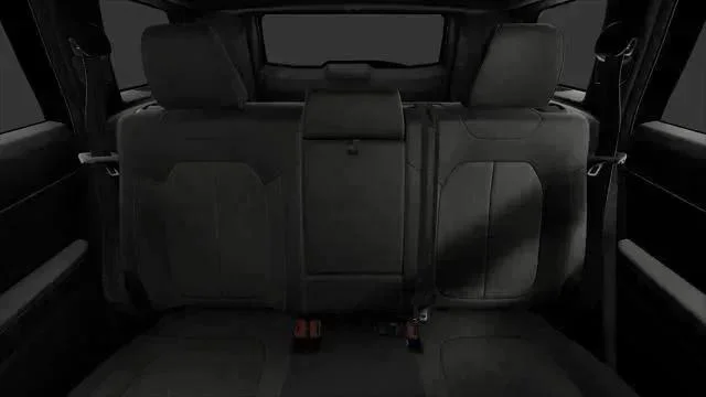 New 2026 Sting-Gray Clear-Coat Exterior Paint Jeep Laredo image 27