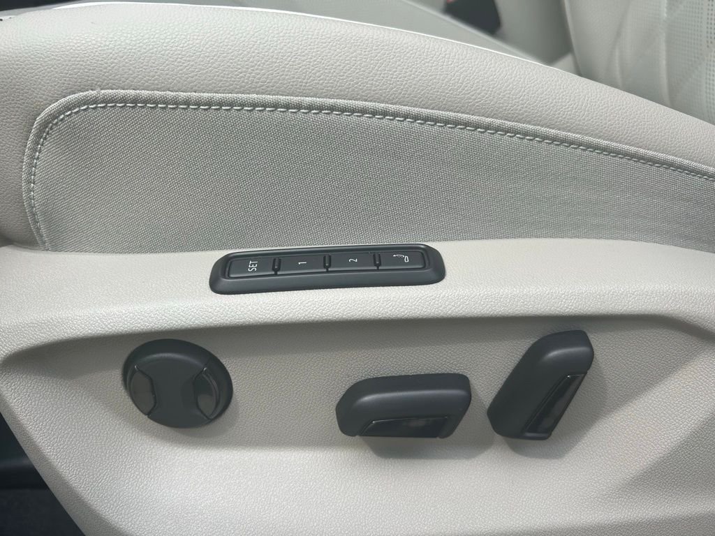 2026 Volkswagen Atlas SEL Premium R-Line - Photo 57