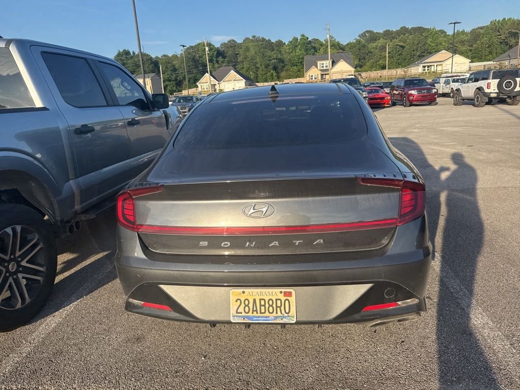 Used 2023 Gray Hyundai SEL image 6