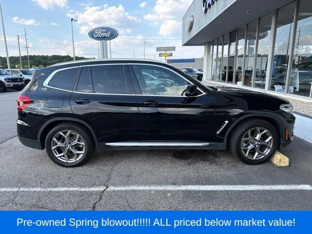 Used 2020 Black BMW xDrive30i image 7