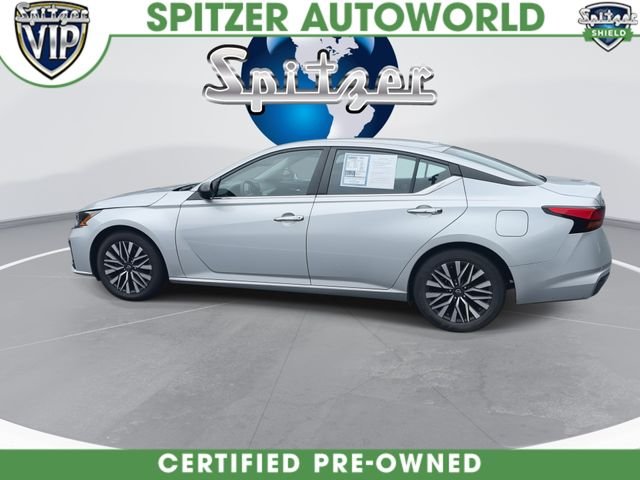 Used 2024 Silver Nissan 2.5 SV image 6