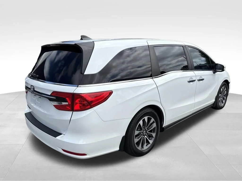 Used 2022 White Honda EX-L image 5