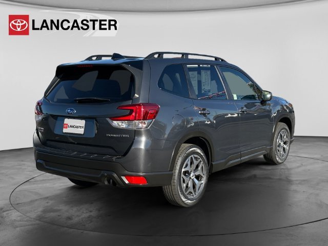 Used 2024 Magnetite Gray Metallic Subaru Premium image 7
