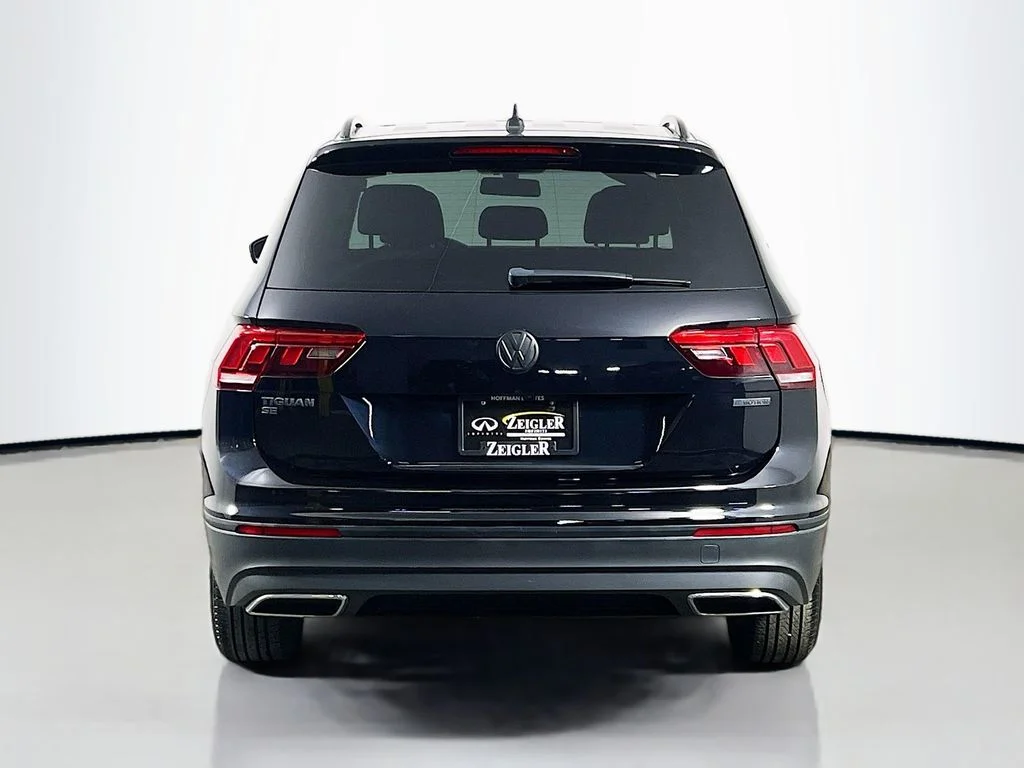 Used 2020 Black Volkswagen 2.0T SE image 6