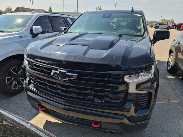 Used 2022 Black Chevrolet LT Trail Boss image 2