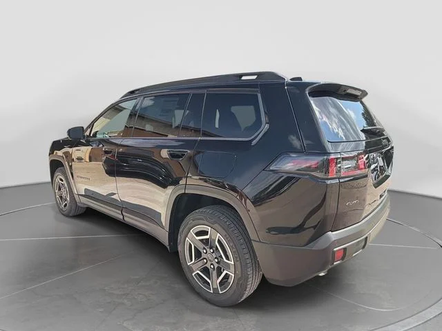 New 2026 Diamond Black Crystal Pearl-Coat Exterior Paint Jeep Laredo image 6