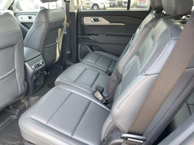 2026 Ford Explorer Active - Photo 8