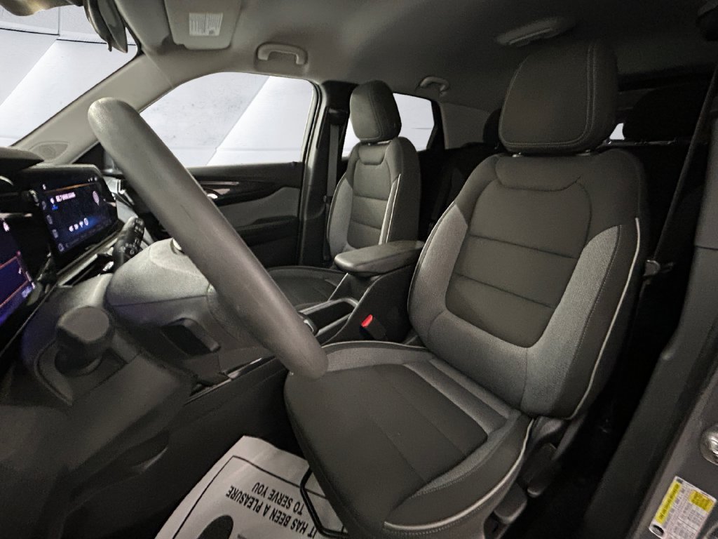 Used 2025 Gray Chevrolet LT image 8