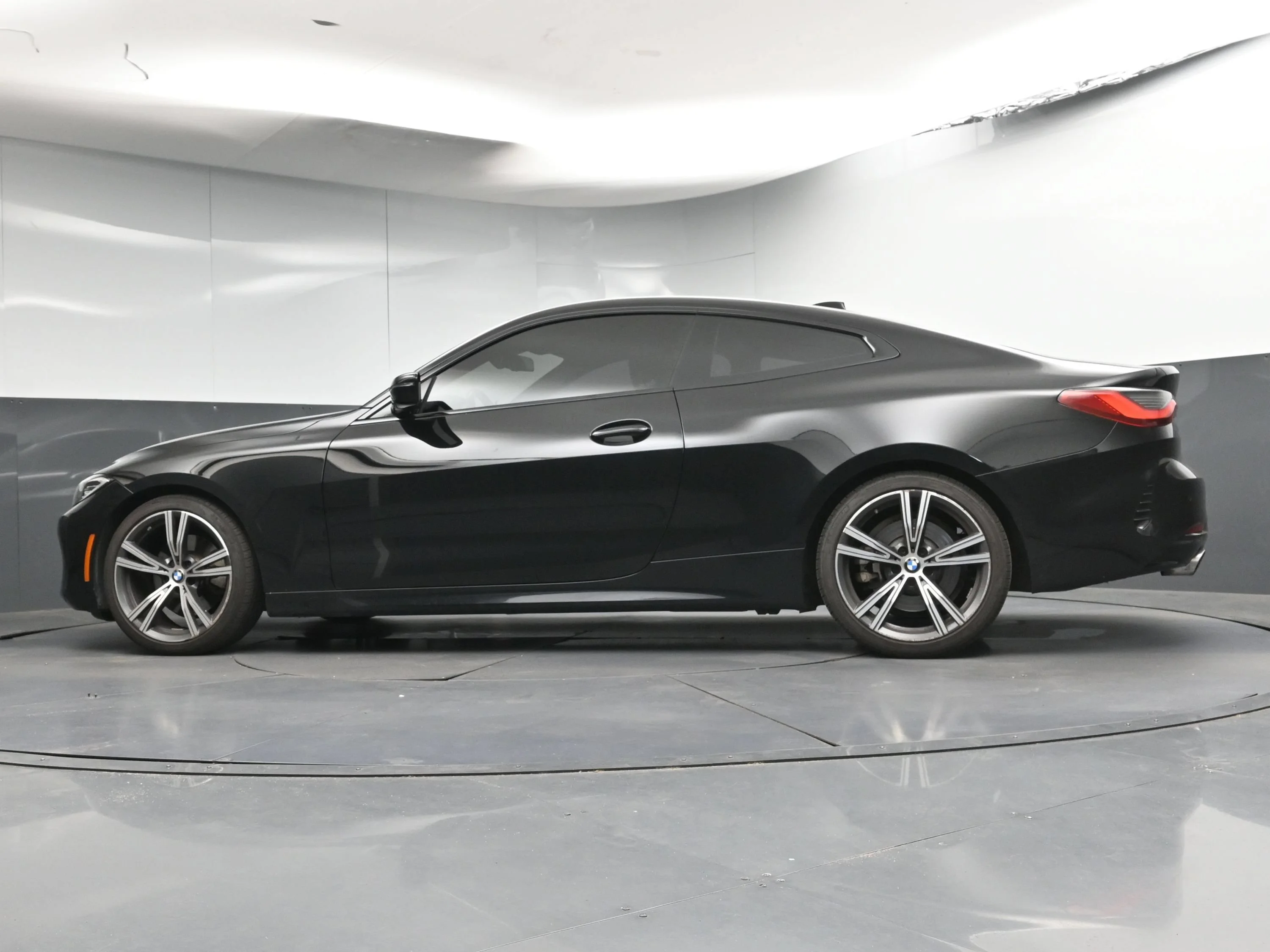Used 2021 Jet Black BMW 430i image 31