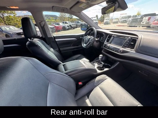 Used 2017 Gray Toyota XLE image 27