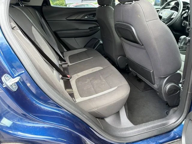 Used 2022 Blue Glow Metallic Chevrolet LT image 15