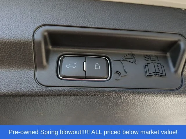 Used 2020 White Ford XLT image 43