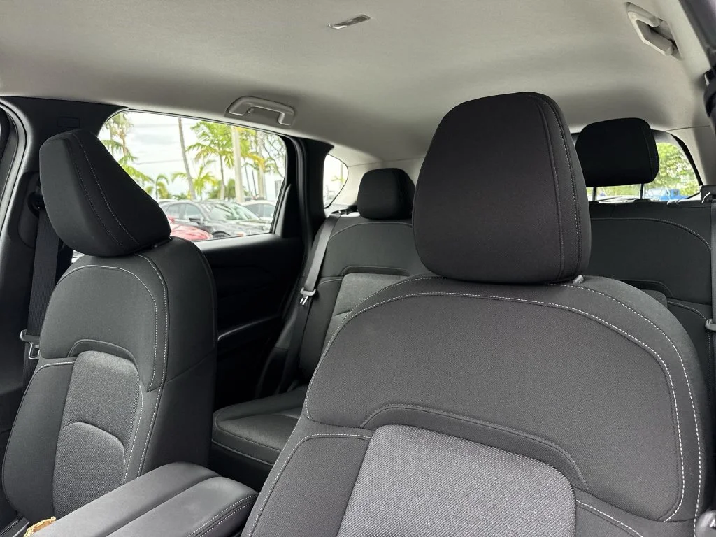 New 2026 White Metallic Mazda 2.5 S AWD image 41