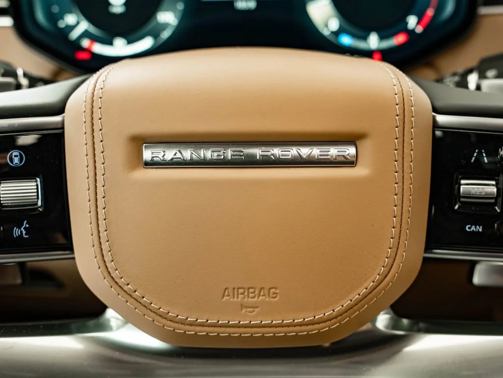 New 2026 Belgravia Green Land Rover SE image 29