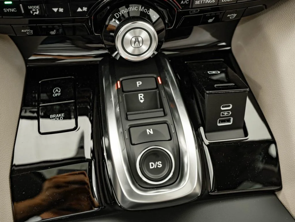 New 2026 Platinum White Pearl Acura SH-AWD image 37