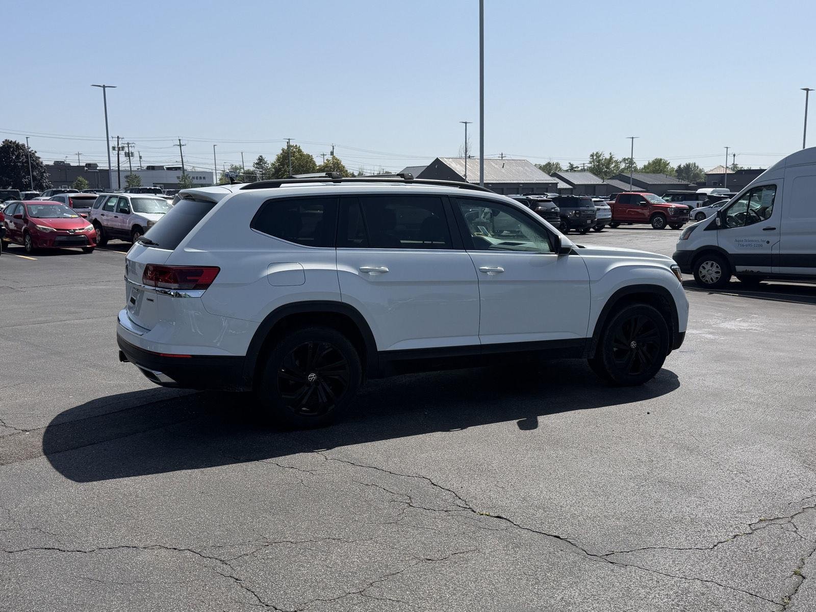 Used 2022 Wh Volkswagen  image 5