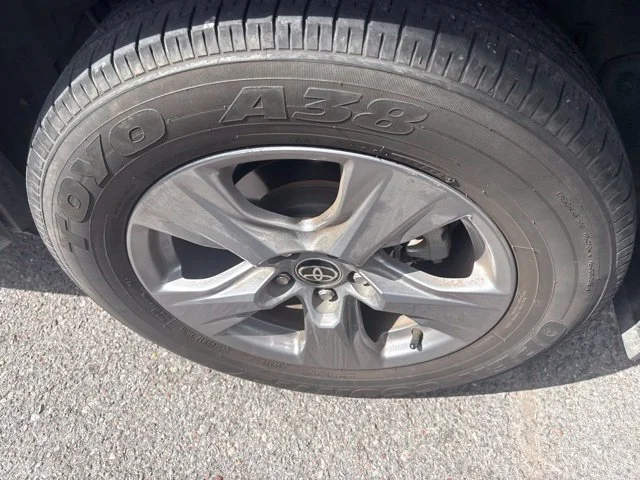 Used 2022 Gray Toyota XLE image 5