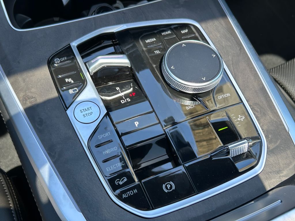 2026 BMW X5 50e - Photo 28