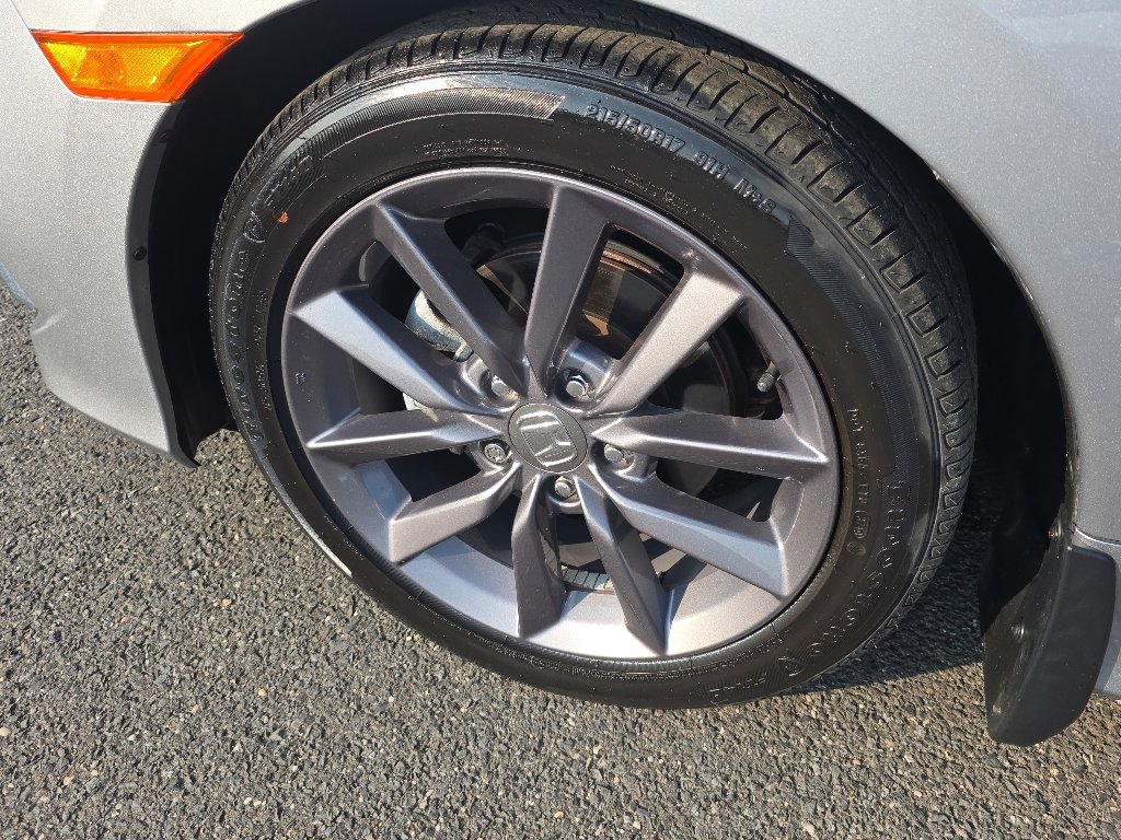 Certified Used 2020 Sonic Gray Pearl Honda EX image 31