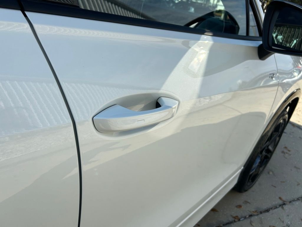 New 2026 White/off-white Volkswagen 2.0T SE R-Line Black image 31