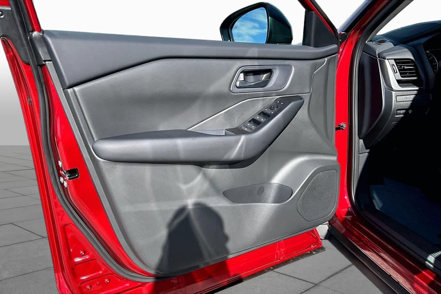 New 2027 Scarlet Ember Tintcoat Nissan S image 10