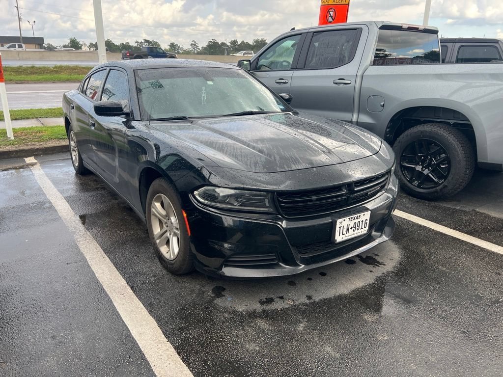 Used 2023 Pitch Black Cle Dodge SXT image 4
