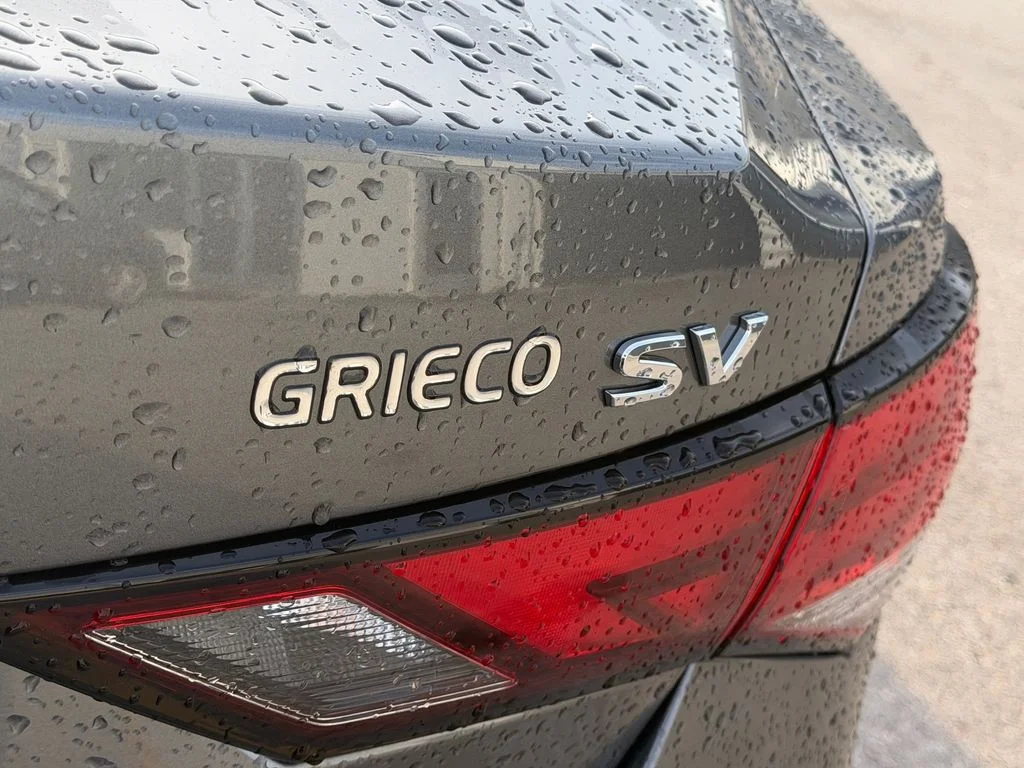 Used 2024 Gray Nissan SV image 16