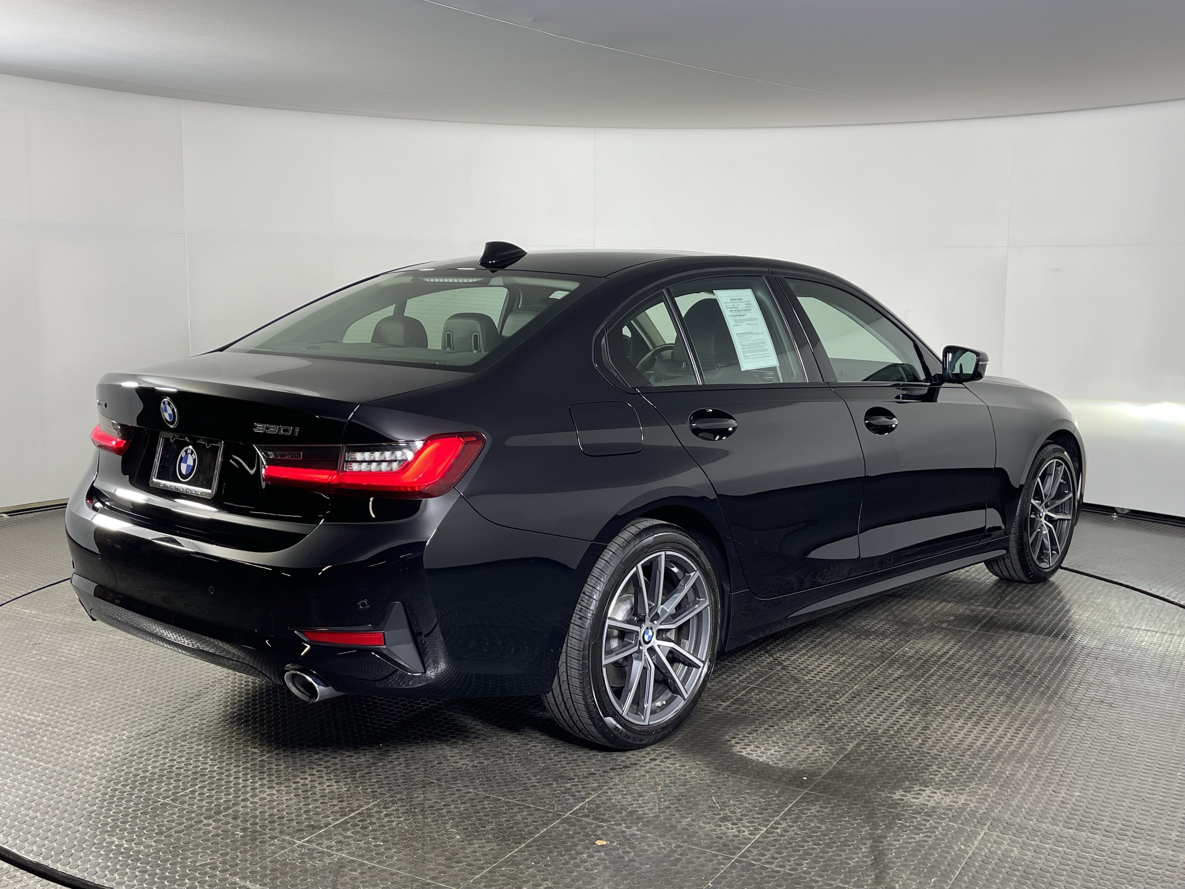 Used 2019 BLACK BMW 330i xDrive image 5