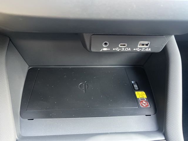 2025 Subaru Forester Touring - Photo 11