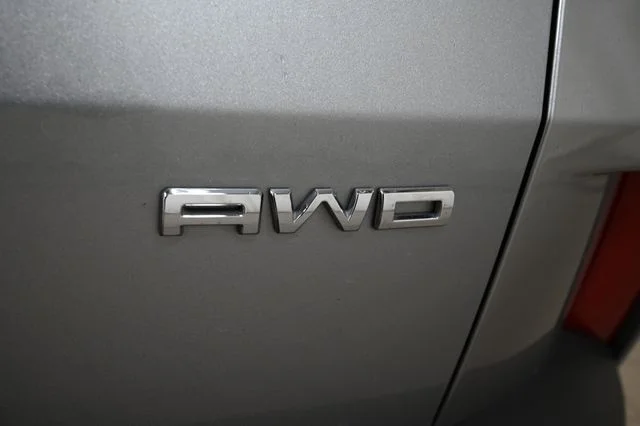 Used 2024 Silver Ford Platinum image 20