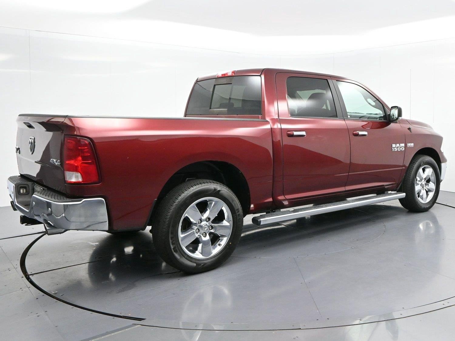 Used 2017 Delmonico Red Pearlcoat Ram Big Horn image 7